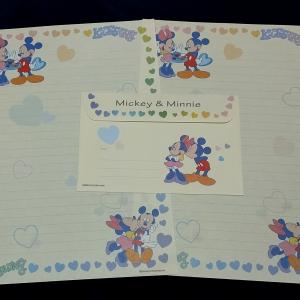 Papel de Carta Mickey e Minnie Amarelo